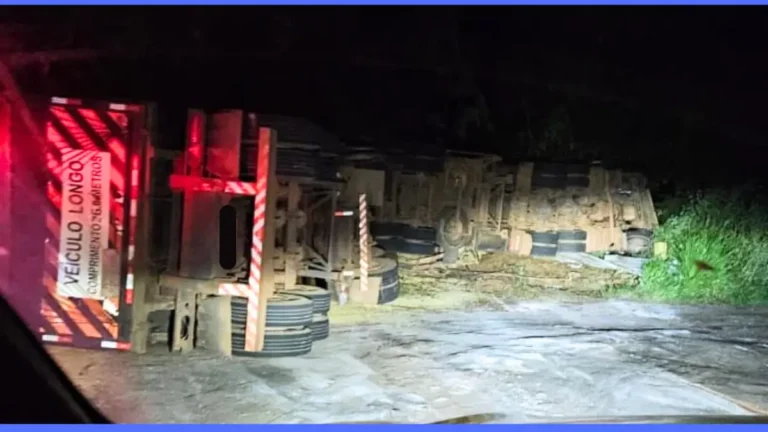 Acidente na serra de Taquaruçu deixa trânsito interditado e causa morte de caminhoneiro