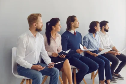 carteira de trabalho usada em seleção de vagas de emprego em Palmas