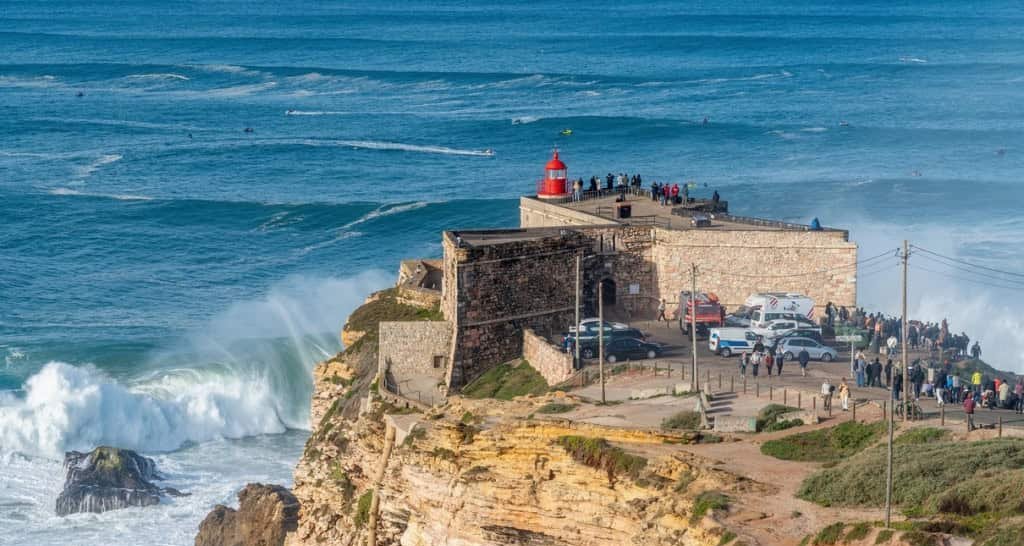 Jaguaruna registra onda de 15 metros, a maior já surfada no Brasil - Imagem do artigo original
