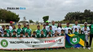 Estudantes de São Miguel realizam ação antirracista durante atividades esportivas