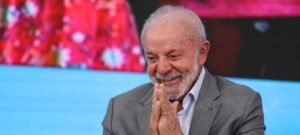 Aprovação de Lula cresce dois pontos, porém desaprovação ainda lidera, mostra Quaest