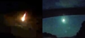 Meteoro azul ilumina o céu nas ilhas de Shikoku e Kyushu, no Japão