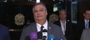 Dino sustenta decisão que neutraliza efeitos da Lei Magnitsky e afirma defender soberania brasileira