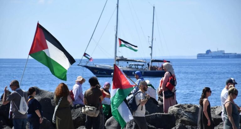 Brasileiros do PSOL integram flotilha que tentará romper bloqueio marítimo a Gaza