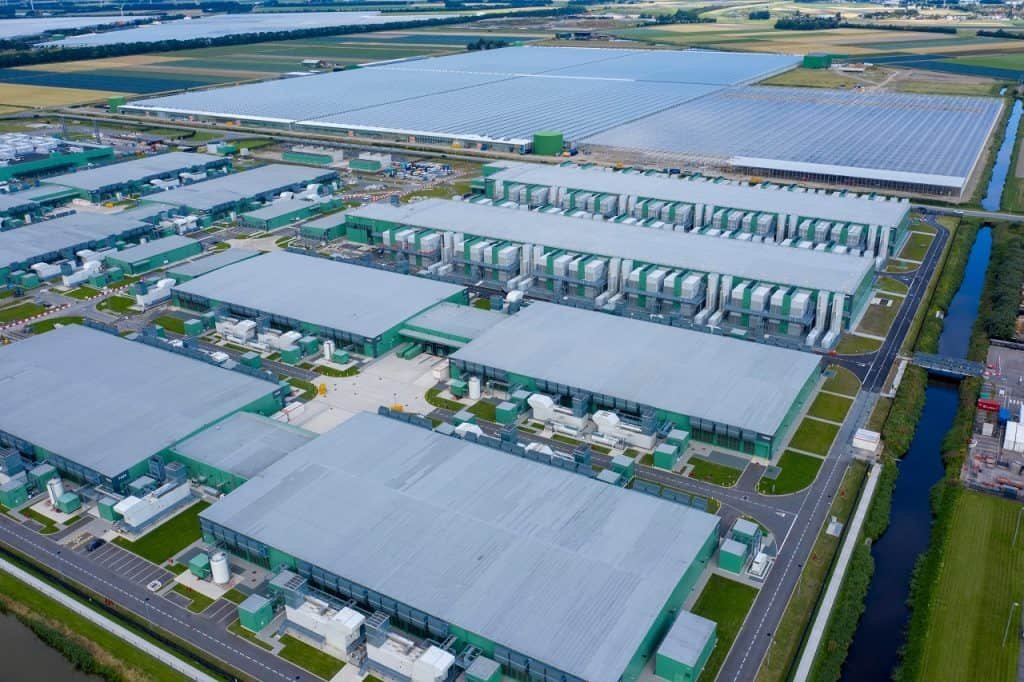 Big techs priorizam data centers e fábricas e somam mais de US$ 100 bilhões em investimentos em infraestrutura de IA - Imagem do artigo original