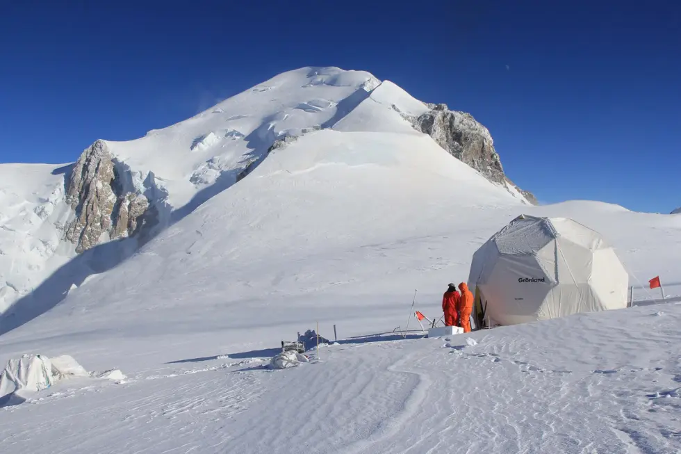 Núcleo de gelo dos Alpes guarda 12 mil anos de mudanças climáticas na Europa - Imagem do artigo original