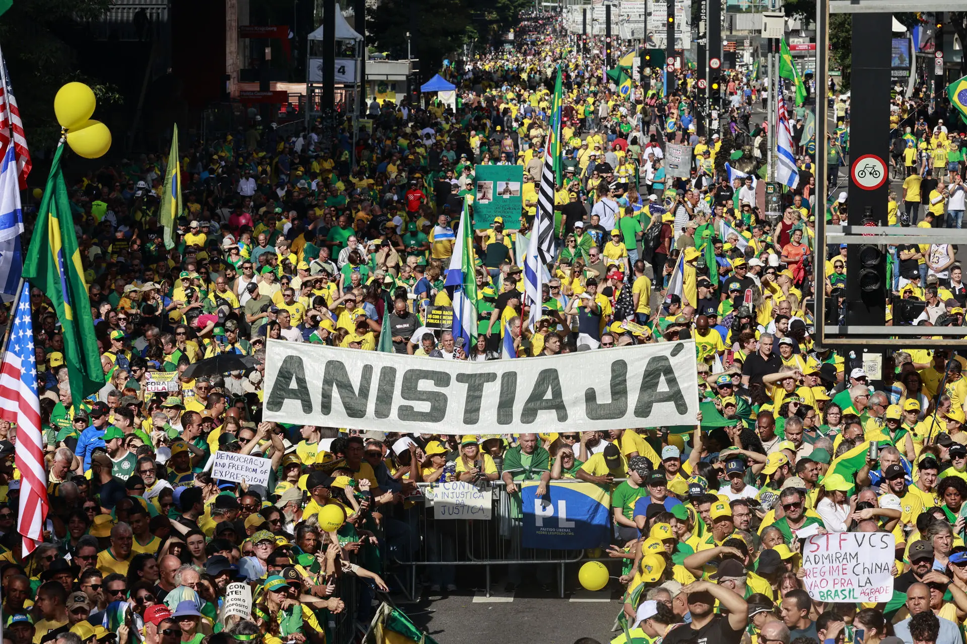 Direita celebra mobilização em 70 cidades por anistia e impeachment de Alexandre de Moraes - Imagem do artigo original