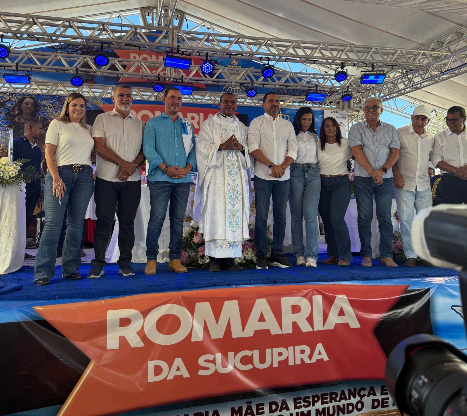 Presidente da Aleto participa da Romaria da Sucupira em Dianópolis ao lado do governador Wanderlei Barbosa - Imagem do artigo original