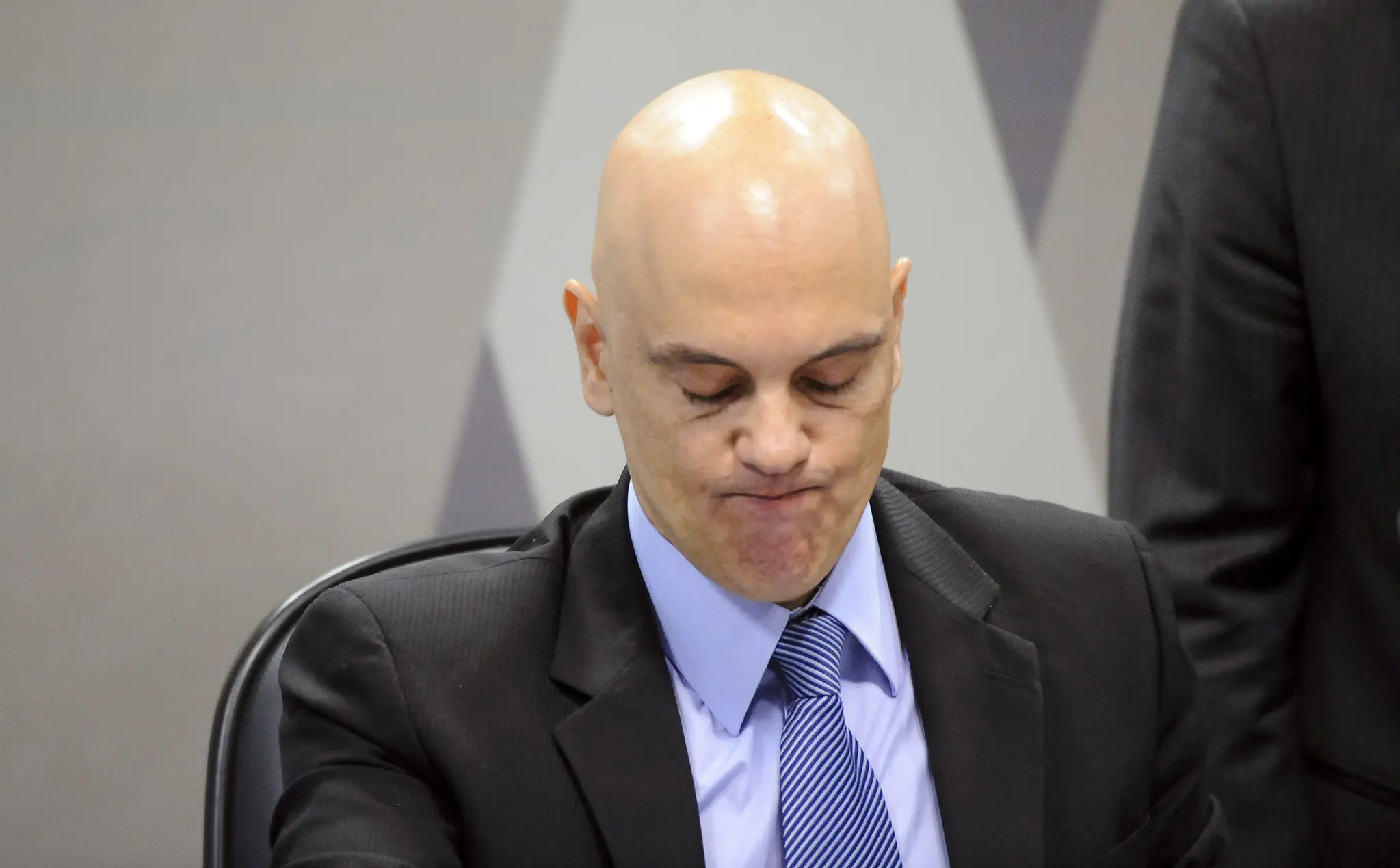 Oposição reúne 41 senadores e já tem votos para afastar Moraes caso impeachment avance - Imagem do artigo original
