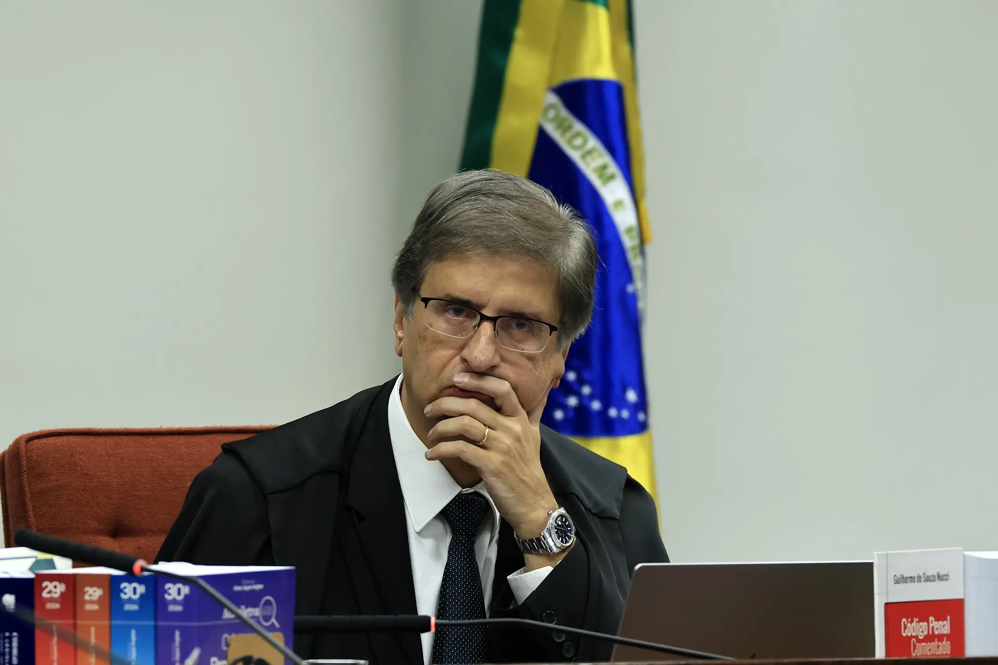 PGR pede ao STF restrição ao alcance da ampliação do foro privilegiado - Imagem do artigo original