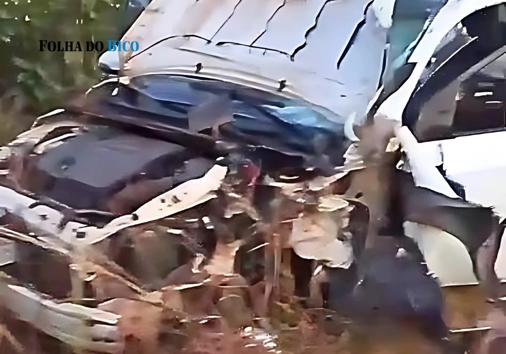 Colisão entre moto e Corolla na TO-010 deixa motociclista morta em Araguatins - Imagem do artigo original