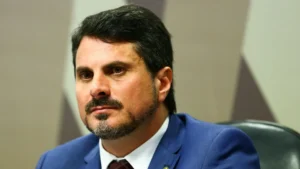 STF determina uso de tornozeleira eletrônica pelo senador Marcos do Val