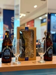 Lago Center Shopping entrega kit de cerveja em campanha de Dia dos Pais