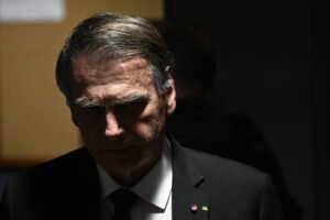 Kassab classifica como ‘lamentável’ prisão domiciliar de Jair Bolsonaro