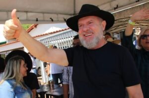 Com certidão do TSE em mãos, Mauro Carlesse articula volta à política e planeja pré-candidatura ao governo do Tocantins