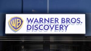 Sucesso nas bilheterias eleva lucro da Warner Bros. Discovery no 2º trimestre de 2025