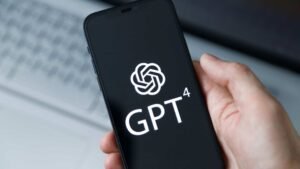 OpenAI manterá ChatGPT-4 para assinantes Plus após críticas ao GPT-5