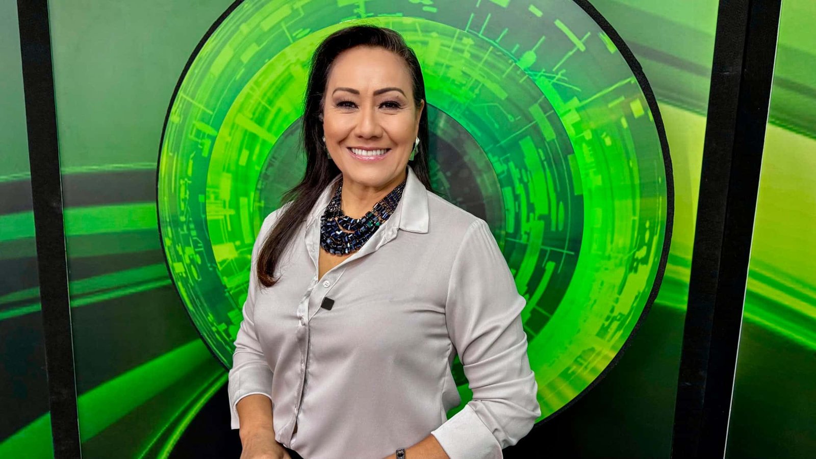 Destaques do Olhar Digital News de 11/08/2025: sondas a laser, “Arca” para Alpha Centauri, 100ª missão da SpaceX e nova linha elétrica da Ford - Imagem do artigo