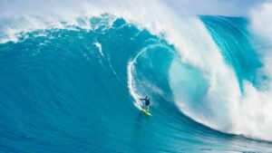 Ciclone extratropical pode ter produzido onda de 15 m, a maior já surfada no Brasil