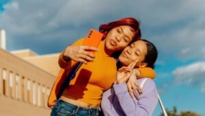 Cinco celulares que se destacam nas selfies em 2025