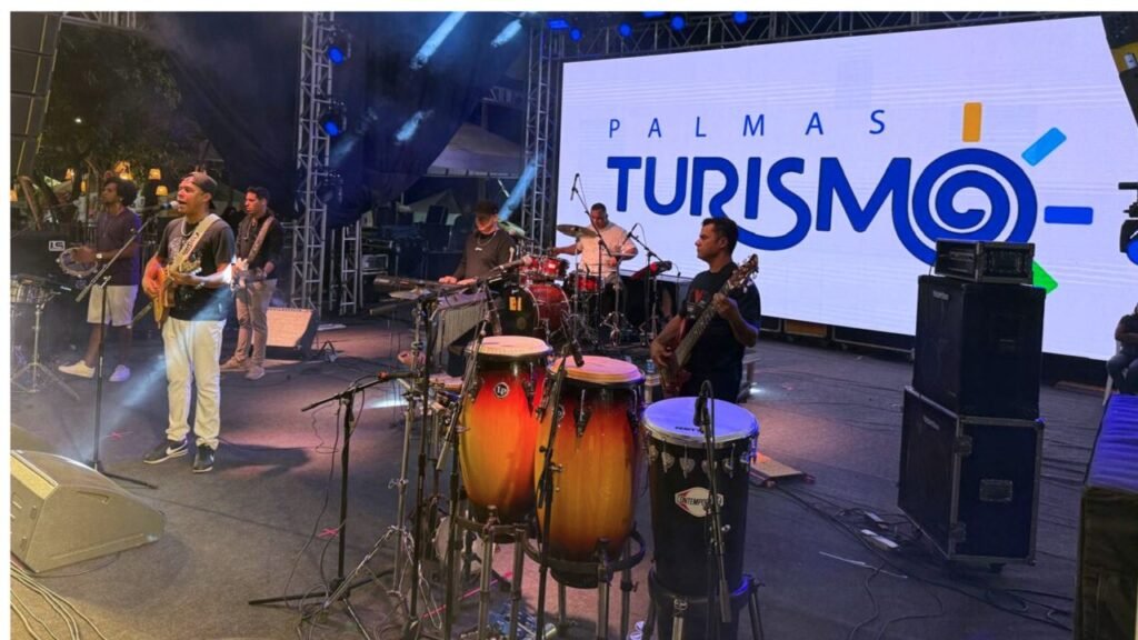 Três Tons de Preto em show no Festival Gastronômico de Taquaruçu 2025