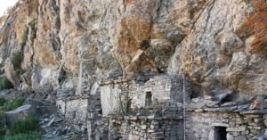 Povos Collagua e Cavana moldavam crânios de bebês para imitar montanhas sagradas, revela antropólogo