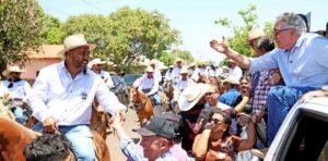 Laurez Moreira prestigia Cavalgada de Colinas e ressalta importância do agro no Tocantins