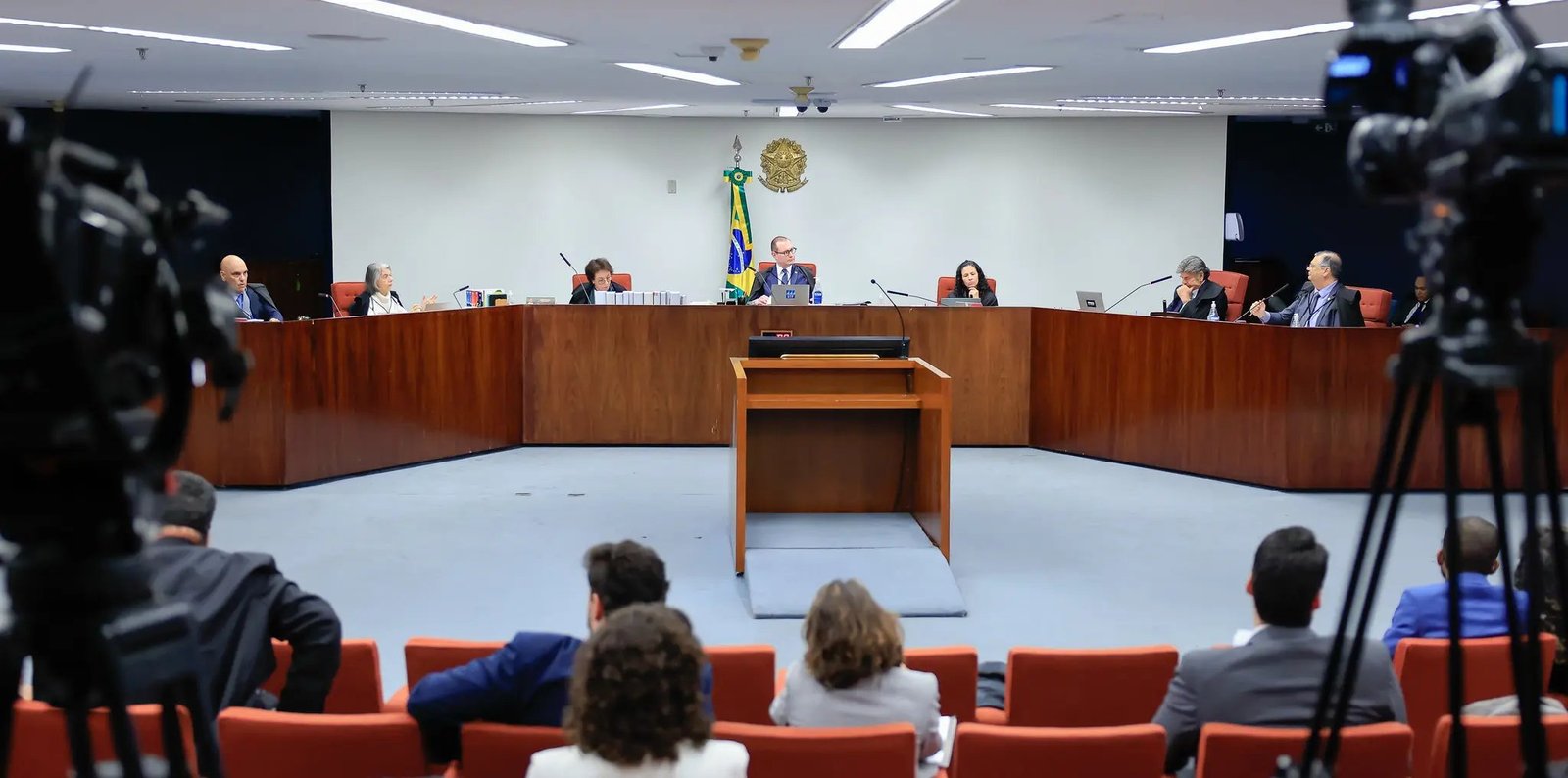 Segunda semana do julgamento de Bolsonaro no STF começa nesta terça-feira - Imagem do artigo