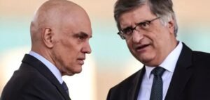 Coluna de Alexandre Garcia critica atuação do STF e cita discursos do 7 de Setembro