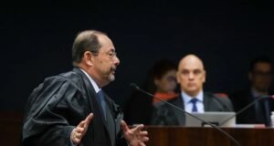 Advogado de Bolsonaro manifesta discordância, mas afirma respeitar votos de Moraes e Dino