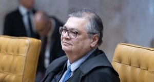Dino suspende R$ 670 milhões em emendas Pix de nove municípios após auditoria da CGU