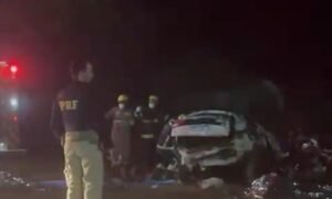 Colisão na BR-153 em Campinorte-GO deixa até oito mortos de uma mesma família