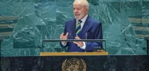 Protesto com vaias marca chegada de Lula a Nova York para Assembleia da ONU