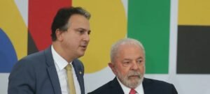 Lula transforma corrida dos 95 anos do MEC em ato com tom eleitoral