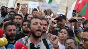 Deputada Luizianne Lins e ativista Thiago Ávila estão em flotilha interceptada pela Marinha de Israel