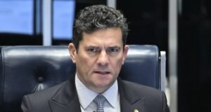 Câmara aprova projeto que criminaliza planejamento de ataques contra agentes públicos