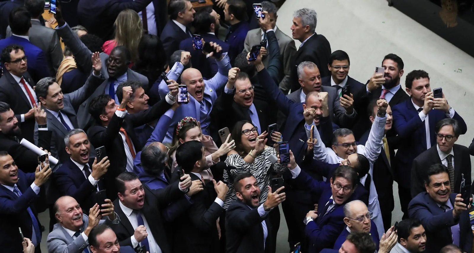 Câmara derruba MP 1.303/25 por 251 a 193 e impede avanço da “MP da Taxação” - Imagem do artigo