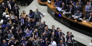 Câmara rejeita MP 1.303/25 e impõe revés ao Planalto