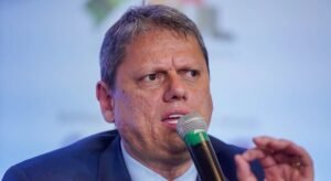 Planalto atribui a Tarcísio derrota de MP que elevava impostos