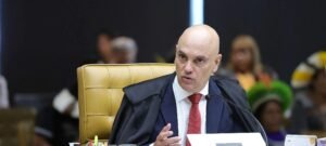 Moraes afasta defensores de Filipe Martins e Marcelo Câmara e designa DPU para o caso