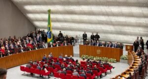 Senado aprova 330 novos cargos comissionados para gabinetes do STJ