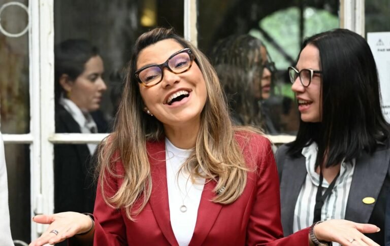 Primeira-dama Janja é indicada para representar o Brasil em seminário sobre energia em Paris