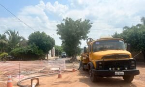 Transbordamento de esgoto revolta moradores no Jardim Tocantins I e aciona fiscalização em Gurupi