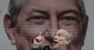 Ciro Gomes retorna ao PSDB e é cotado para disputar o governo do Ceará em 2026