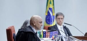 Moraes defende condenação de sete integrantes do “núcleo 4” e pede retomada de inquérito contra Valdemar Costa Neto