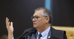 Flávio Dino afirma que regulação de redes sociais é condição para garantir liberdade online