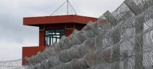 Papuda volta aos holofotes com chance remota de receber Jair Bolsonaro