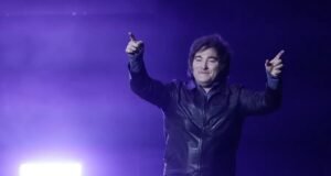 Direita brasileira comemora vitória de Milei e aponta defesa da liberdade como fator decisivo