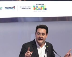 Pesquisa aponta Ratinho Junior como favorito no Paraná e à frente de Lula em todos os cenários