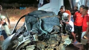 Motorista de 38 anos morre em colisão entre carro e carreta na BR-230, no Pará